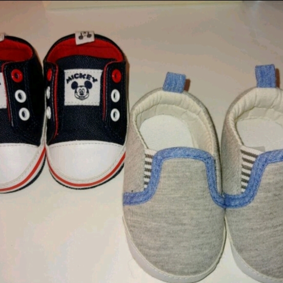 Infant shoes - Picture 1 of 2